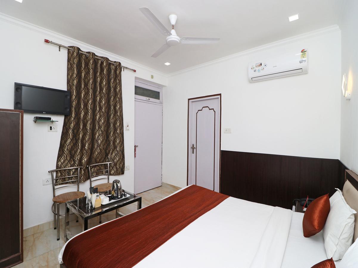 Oyo 11526 Hotel Apollo Agra  Exterior photo