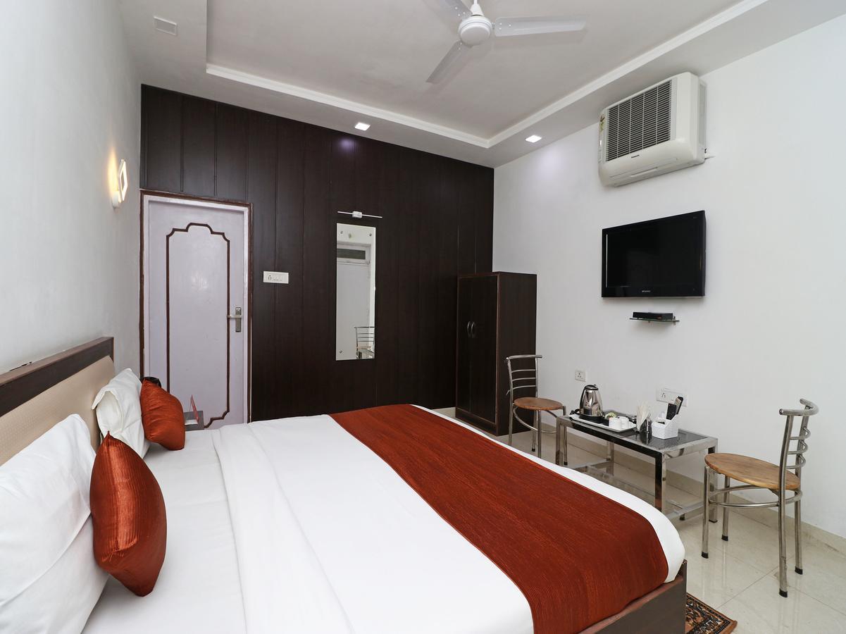 Oyo 11526 Hotel Apollo Agra  Exterior photo
